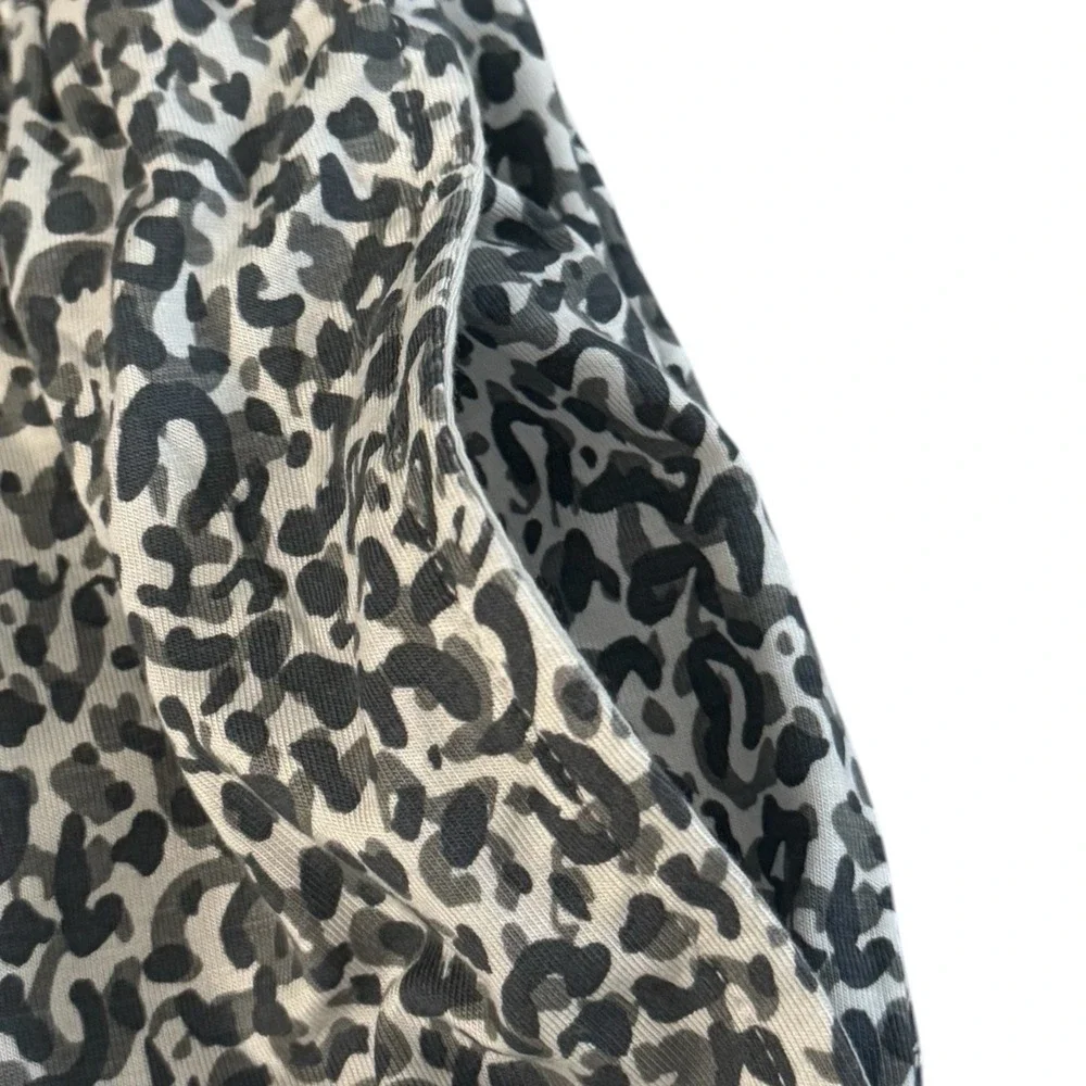 NWOT Tommy John Pajama Set Pant/Long Sleeve Gray Leopard Women's Size  Small